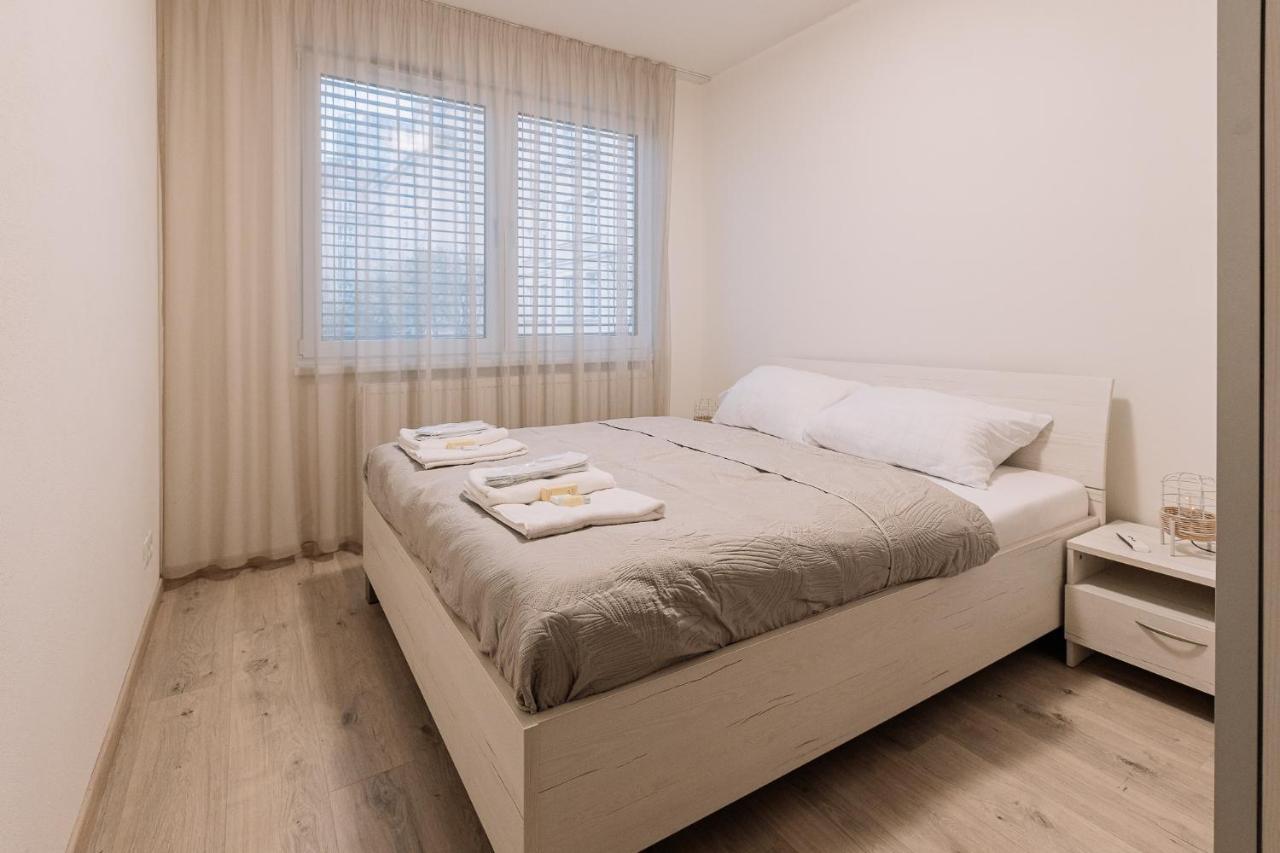 شقة Skau Dunajska 58A Apt3 براتسيلافا المظهر الخارجي الصورة