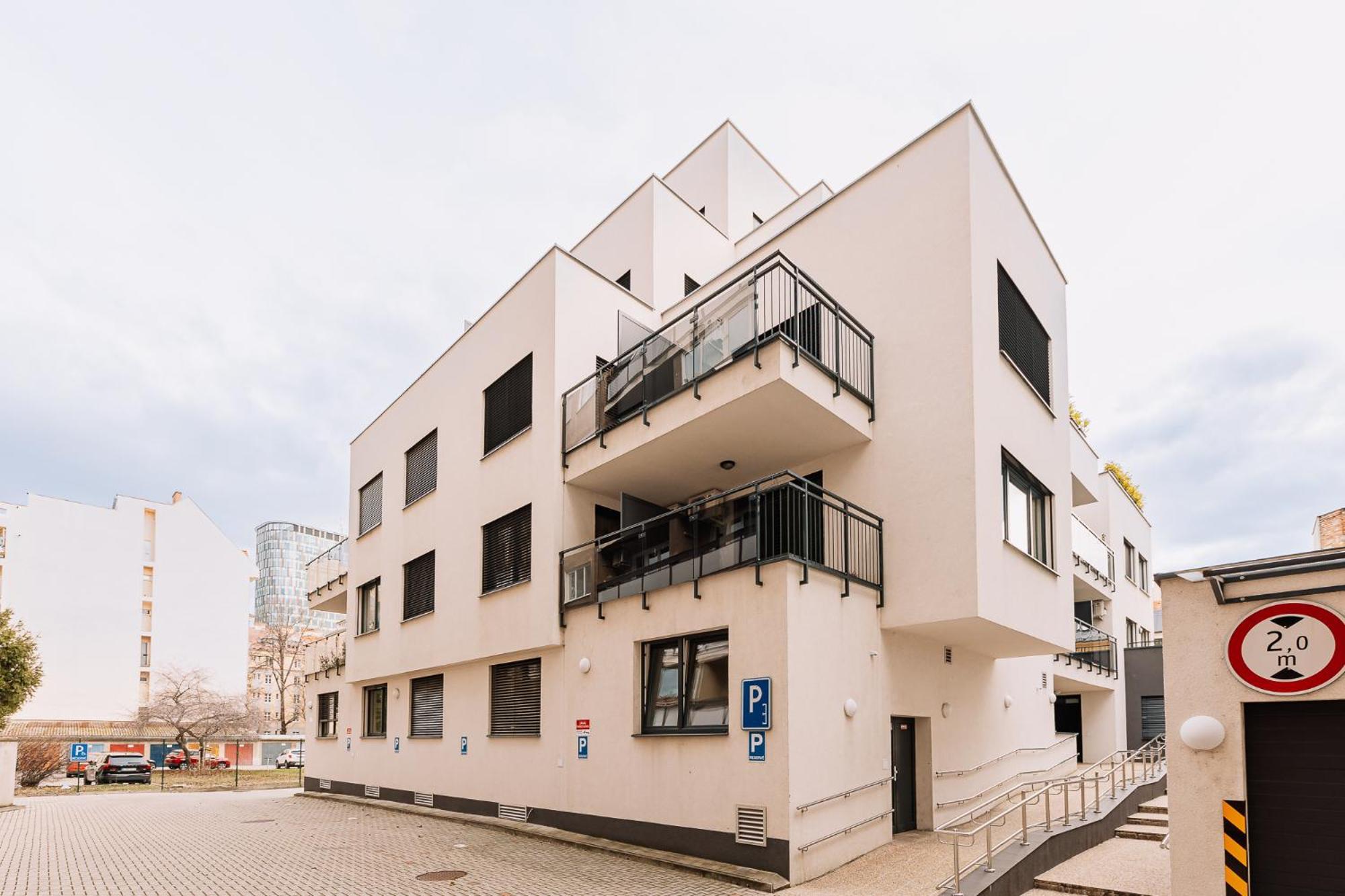 شقة Skau Dunajska 58A Apt3 براتسيلافا المظهر الخارجي الصورة